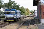 CD 809 336-1 wendet am 15.August 2018 im Bahnhof Hustopece u Brna vom Os 14625 aus Sakvice auf den Os 14626 nach Sakvice.