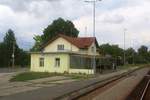 Aufnahmsgebäude des Bahnhof Uhersky Ostroh am 03.August 2019.