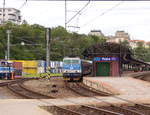 ČD 362 040-8 mit dem R 724  Lunice  von Vesel nad Lunic nach Praha-Holeovice, am 08.06.2019 in Praha hl.n.