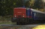 354 195 verlsst Potucky am 26.09.2009 in Richtung Karlsbad (Karlovy Vary), die ex DR V 60, 716 505-3 schiebt den Zug krftig nach.