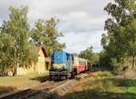 740 692-9 (KZC) als R 1270 zu sehen am 23.09.23 bei der Abfahrt in Zavidov.