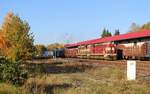 742 357-7 und 742 358-5 zu sehen am 17.10.17 beim Rangieren in Aš.