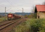 742 194-4 mit einem Schotterzug zu sehen am 24.10.17 in Chotiokov.