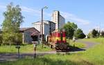 742 116-7 holte am 09.05.18 Getreide aus dem Anschluss in Nebanice.