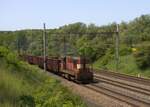 742 242-1 fuhr am 27.05.23 mit einem leeren Kohlenzug durch Želenice nad Bílinou. 