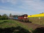 Die 742 284, die 742 206, die 753 771 und die 753 772 mit einem Autozug am 08.05.2015 unterwegs bei Staňkov.