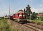 Selten geworden, eine 742 135-7 mit einer Übergabe hier bei Tršnice am 07.07.15.