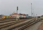 814 015, 810 359 sowie 749 019 und 749 018 mit Nex 48330 am 22.03.2015 in Domazlice. 