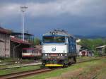 Reko-Taucherbrille 750 706-4 auf Bahnhof Trutnov Hlavn Ndra am 9-8-2011.