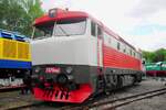 T478-1008 (ex und später 751 008) steht am 13 Mai 2012 ins Eisenbahnmuseum von Luzna u Rakovnika.
