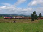 751 151-2 und 751 038-1 mit Gz aus Mezimesti am 09.08.2008 bei Brezova u Broumova