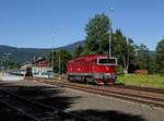 Die 754 066 bei einer Rangierfahrt am 11.06.2017 in Böhmisch Eisenstein.