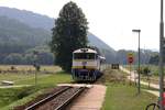 CD 754 019-8 fährt am 24.August 2019 mit dem Os 14908 (Tisnov - Zd'ar nad Sazavou) in die Haltestelle Stepanovice ein.