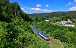 754 027 mit R 763 am 26.06.2022 bei Zelezna Ruda.