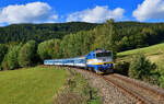 754 027 mit R 768 am 04.10.2023 bei Hojsova Stráž-Brčálník.