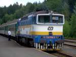 Die 754 006 Taucherbrille am 08.08.2008 mit dem OS aus Prag in Bhmisch Eisenstein.