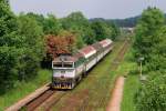 754 047 mit Os 3122 in Przno (22.05.2011)