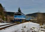 754 015 mit Sp 1962 am 29.12.2012 bei elezn Ruda-Albětn.