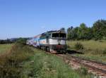 Die 754 039 mit einem Os nach Cesk Budejovice am 07.09.2013 unterwegs bei Hůrka.