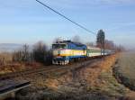 Die 754 019 mit einem R nach Bayerisch Eisenstein am 03.01.2014 unterwegs bei Petrovice nad Úhlavou