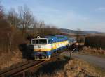 Die 754 057 mit einem Os nach Pilsen am 08.03.2015 unterwegs bei Nýrsko.