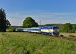 754 057 mit Rx 774 am 18.05.2015 bei Tocnik.