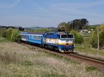 Die 754 027 mit einem R nach Ceské Budějovice am 30.04.2016 unterwegs bei Písek.