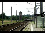 R 646 Liberec - Chomutov mit Diesel-Lok BR 754 und 3 Y-Wagen fhrt am 11.07.2003 ber das Neise-Viadukt bei Zittau.