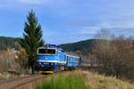 754 064 mit Sp 1962 am 05.11.2016 bei Zelezna Ruda.