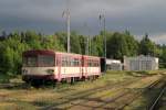 CZ-CD 50 54 24-29 535-8 Bdtax785 + CZ-CD 50 54 24-29 524-2 Bdtax785 auf Bahnhof Telč am 27-5-2013.