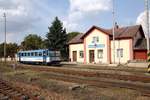 CD 810 097-6 am 24.August 2019 als Os 24937 (Velke Mezirici - Studenec) im Bahnhof Budisov u Trebice.