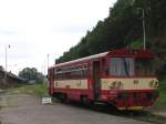 810 206-3 auf Bahnhof Star Paka am 13-7-2007. 