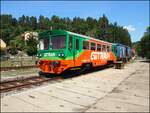 GW Train 810 526-4 in Bahnhof Bečov nad Teplou am 4. 8. 2024.