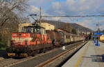 Pn 55528 Nymburk nach Halle mit 111 031 in Decin Vychod am 19.04.2022, Lok im Umleiterdiensteinsatz für die sich im Bau befindliche Elbbrücke bei Horni Zleb.