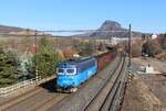 122 027-6 zu sehen am 15.03.22 mit einem Kokszug in Želenice nad Bílinou.