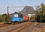 130 015-1 fuhr mit einem Kohlenzug am 21.09.20 durch Želenice n.Bílinou.