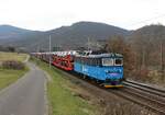 130 042-5 war am 20.03.23 mit einem Autozug bei Sebuzin zu sehen.