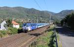 151 006 (E499 2006) mit dem R 608 zu sehen am 21.09.19 in Vanov.