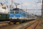 CD 162 086-3 mit dem Os 7169 (Usti nad Orlici - Lichkov) am 21.Juli 2018 im Bahnhof Letohrad. 