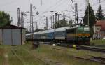 163089 fährt am 18.8.2013 mit einem Schnellzug aus Chlumec nad Cidlinov in Velky Osek ein.