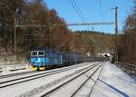 163 064-9 zu sehen am 20.01.24 mit einem leeren Kohlezug in Bílina Kyselka.