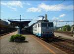 CD 362 110-9 mit Schnelzug in HBf.