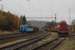 Am 29.10.2024 konnte in Kynsperk nad Ohri der Mischer aus Most bei der Durchfahrt fotografiert werden. Als Zuglok die 363 009, am Ladegleis stand indes der Legio Vlak (Kriegszug aus dem Jahre 1918) mit der T458 1091. 