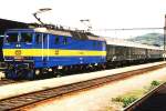 363 047-2 mit Zug Beroun-Plzen auf Bahnhof Beroun am 7-5-1995.