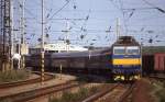 363159 mit D 910 in der südlichen Einfahrtkurve des Bahnhof Kutna Hora am 29.6.1992 um 17.40 Uhr.