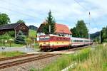 371 001 Lucka der CD ist mit EC 173 nach Villach HBF in Richtung Bad Schandau unterwegs.Das Bild entstand bei Kurort Rathen am 19.7.2011