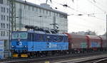 CD Cargo mit 372 013-3 (CZ-CDC 91 84 7 372 013-3) mit einem Coilzug am 02.04.19 Durchfahrt Dresden Hbf. 