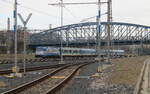 ČD 380 018-2 mit dem IC 538  Jin expres  von Česk Budějovice nach Praha hl.n., am 14.02.2024 in Praha-Vrovice.