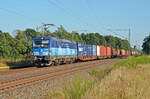 383 010 der CD Cargo führte am 20.09.24 einen bunten Containerzug durch Jütrichau Richtung Magdeburg.