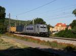 Die 386 006 mit einem Containerzug am 04.06.2015 unterwegs bei Křešice.
